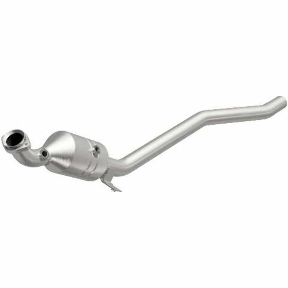 t 2006-2011 R350 3.5 L Underbody Direct-Fit Catalytic Converter 52177 Magnaflow MagnaFlow Exhaust Products