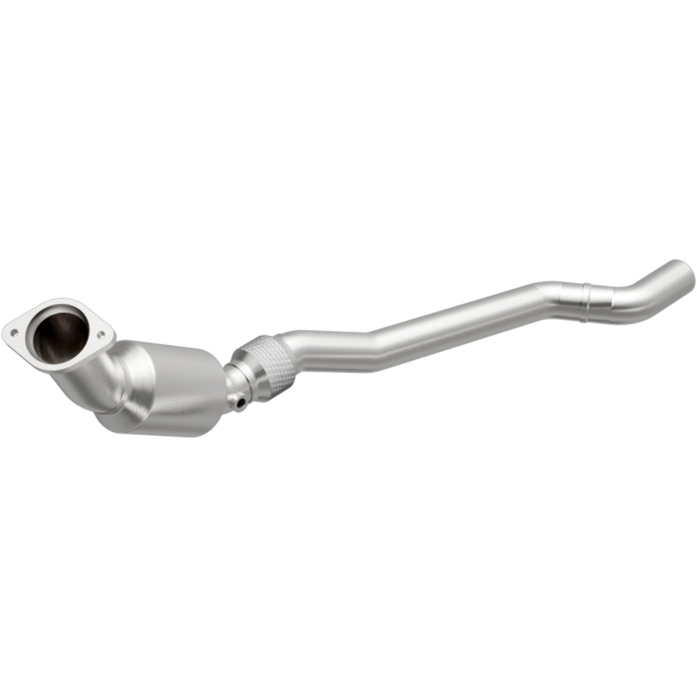 MagnaFlow direct-fit catalytic converter for 2006-2014 Chrysler 5.7L stainless steel CARB compliant 5561585
