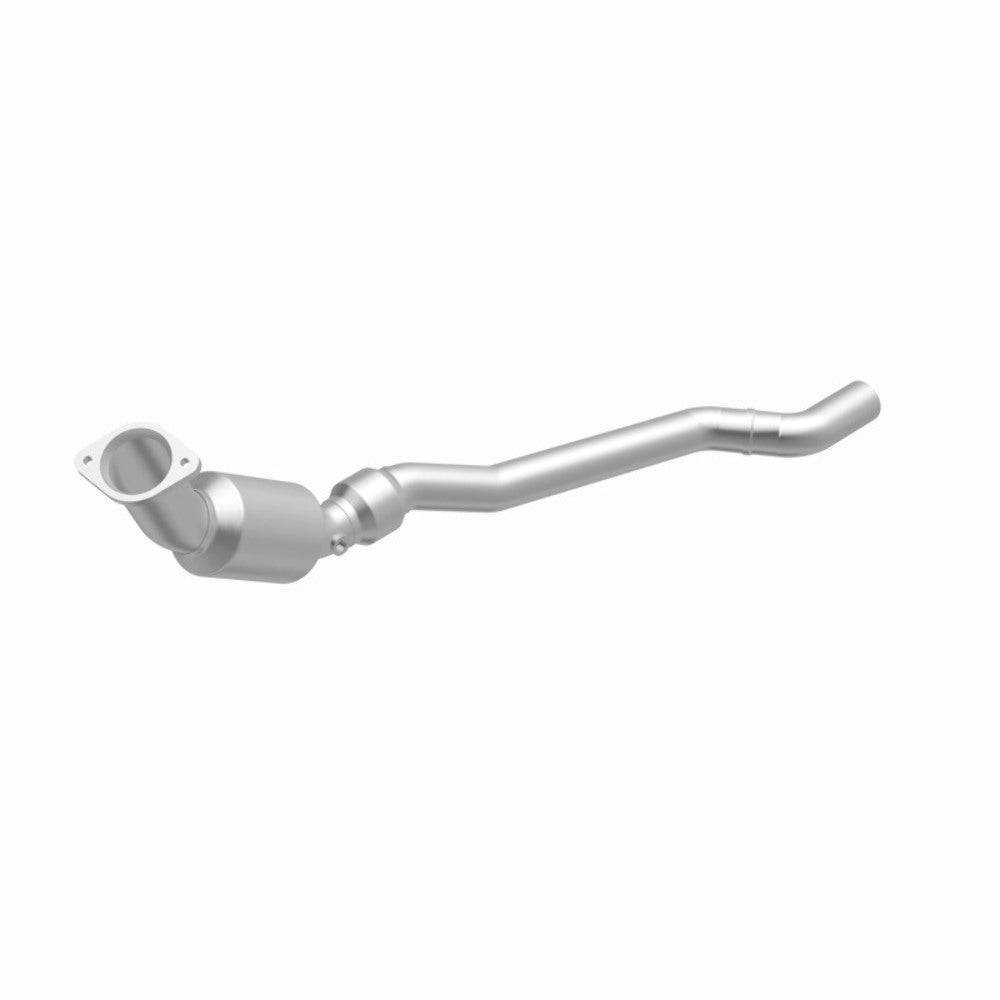 MagnaFlow direct-fit catalytic converter for 2006-2014 Chrysler 5.7L stainless steel CARB compliant 5561585