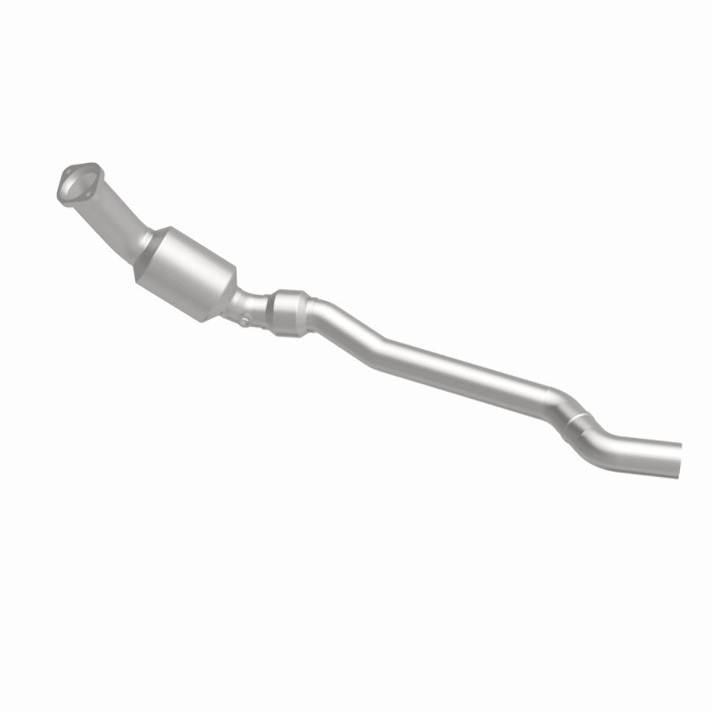 MagnaFlow direct-fit catalytic converter for 2006-2014 Chrysler 5.7L stainless steel CARB compliant 5561585