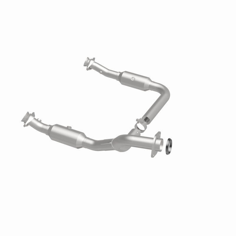 MagnaFlow direct-fit catalytic converter fits 2006 Ford Explorer and 2006 Mercury Mountaineer and 2006 Ford Explorer 4.6L stainless steel CARB compliant 5451672