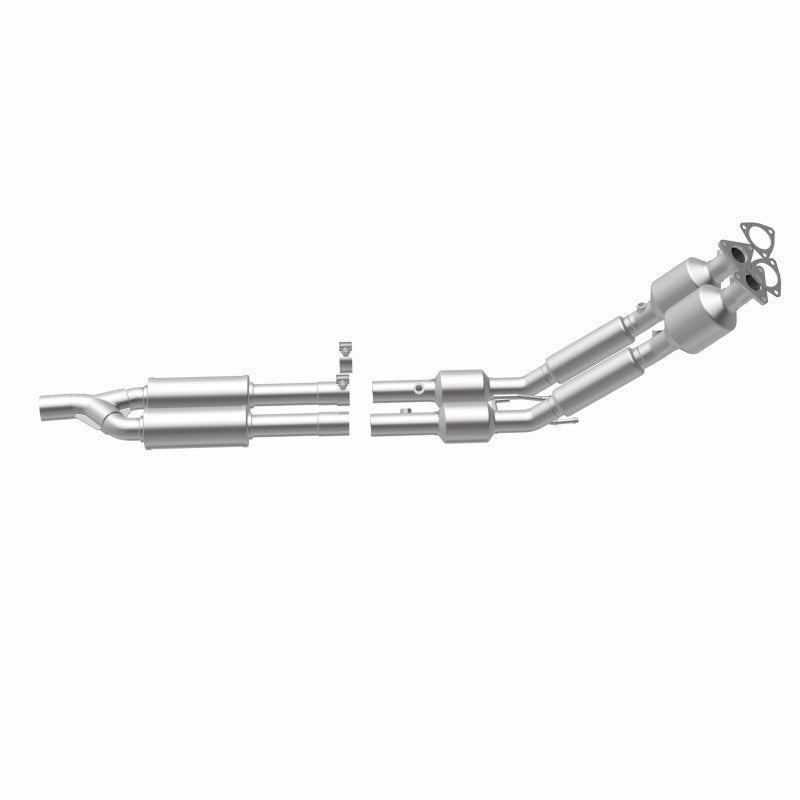 MagnaFlow direct-fit catalytic converter for VW Passat 3.6L stainless steel CARB compliant 551799