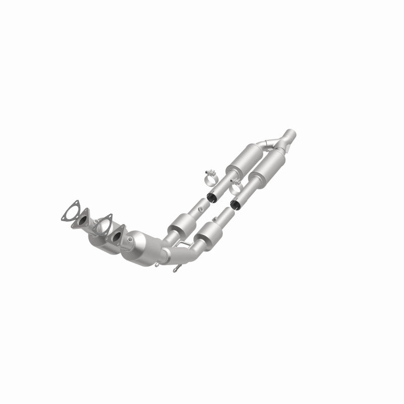 MagnaFlow direct-fit catalytic converter for VW Passat 3.6L stainless steel CARB compliant 551799