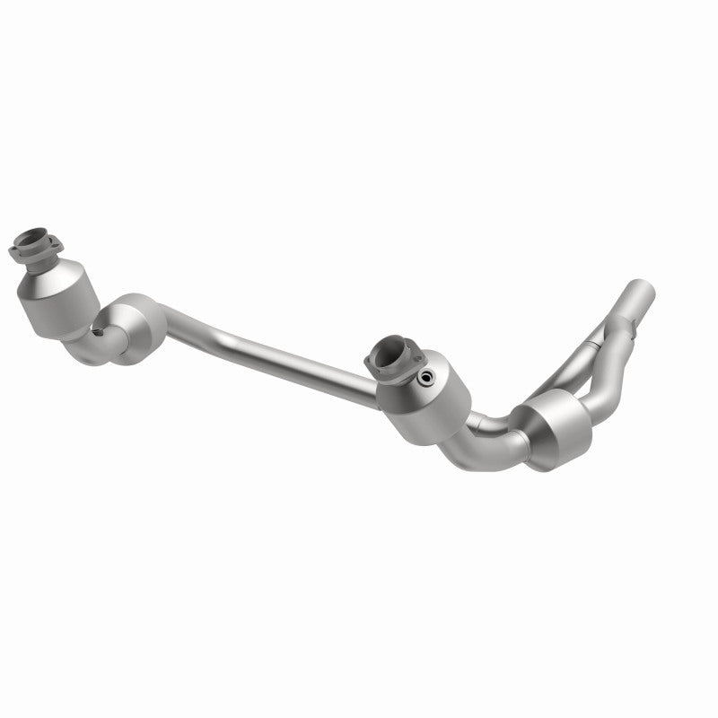 MagnaFlow direct-fit catalytic converter for 2007-2009 Jeep Wrangler 3.8L stainless steel CARB compliant 5582689