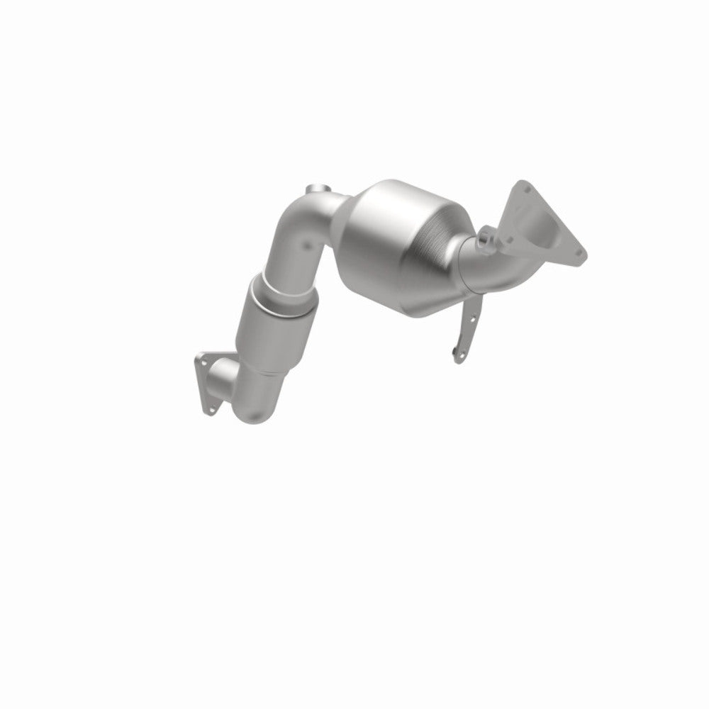 MagnaFlow direct-fit catalytic converter fits 2007-2010 Audi Q7 and 2008-2010 Volkswagen Touareg, this and 2007-2010 Q7 V6 3.6 3.6 inch inlet/outlet stainless steel CARB compliant