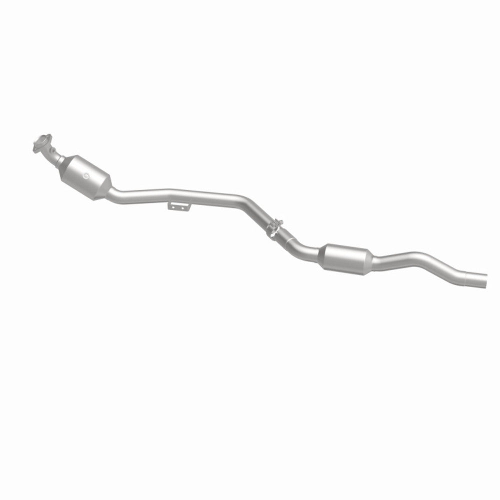 MagnaFlow direct-fit catalytic converter fits 2007 Mercedes-Benz E350 3.5L stainless steel CARB compliant 5411666