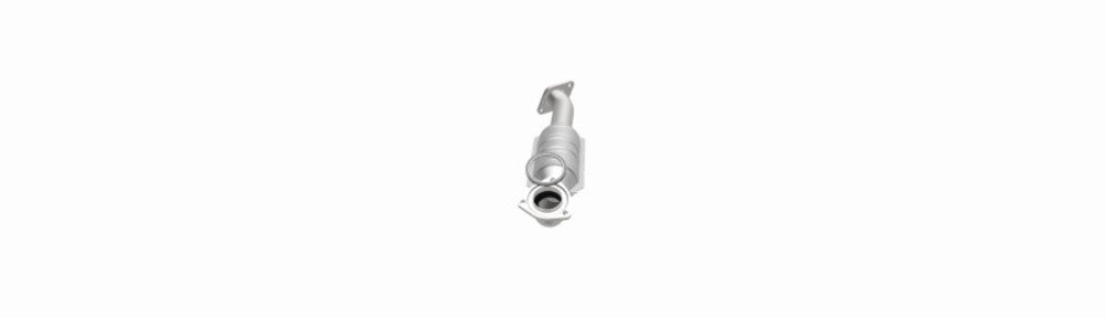 MagnaFlow direct-fit catalytic converter fits 2008 Pontiac G8 3.6L driver side 3.6L driver side stainless steel CARB compliant OBDII 51689