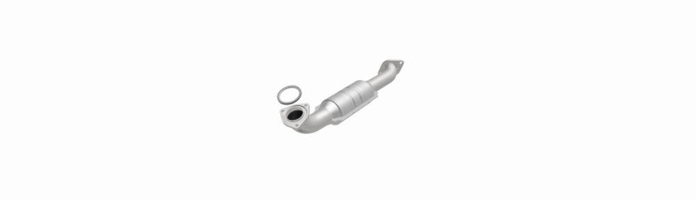 MagnaFlow direct-fit catalytic converter fits 2008 Pontiac G8 3.6L driver side 3.6L driver side stainless steel CARB compliant OBDII 51689