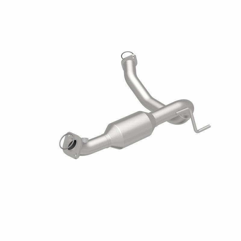 MagnaFlow direct-fit catalytic converter for 2013-2015 Toyota 4Runner 4.0L stainless steel CARB compliant 5592231