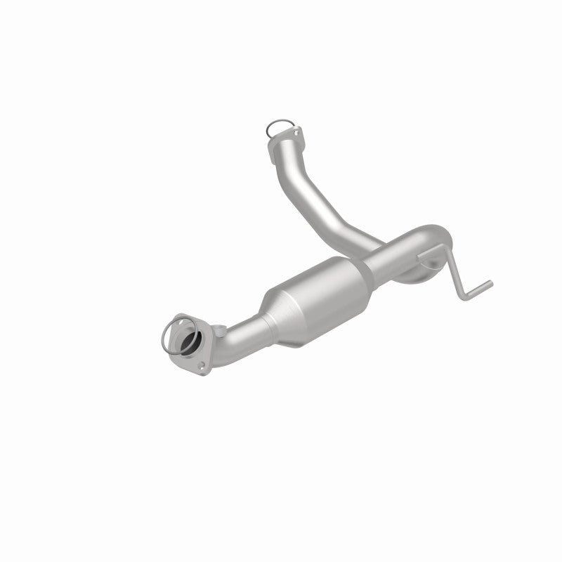 MagnaFlow direct-fit catalytic converter for 2013-2015 Toyota 4Runner 4.0L stainless steel CARB compliant 5592231