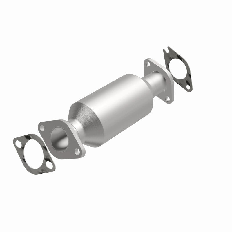 MagnaFlow direct-fit catalytic converter for 2011-2013 Hyundai Santa Fe 2.4L stainless steel CARB compliant 5592863