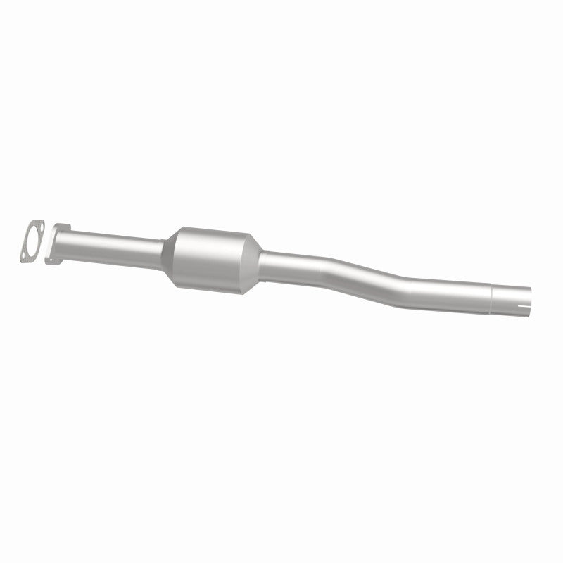 MagnaFlow direct-fit catalytic converter fits 2010-2016 Chevrolet Equinox, GMC Terrain, and additional vehicles. Avoid potential exhaust leaks by using the included gaskets to get
