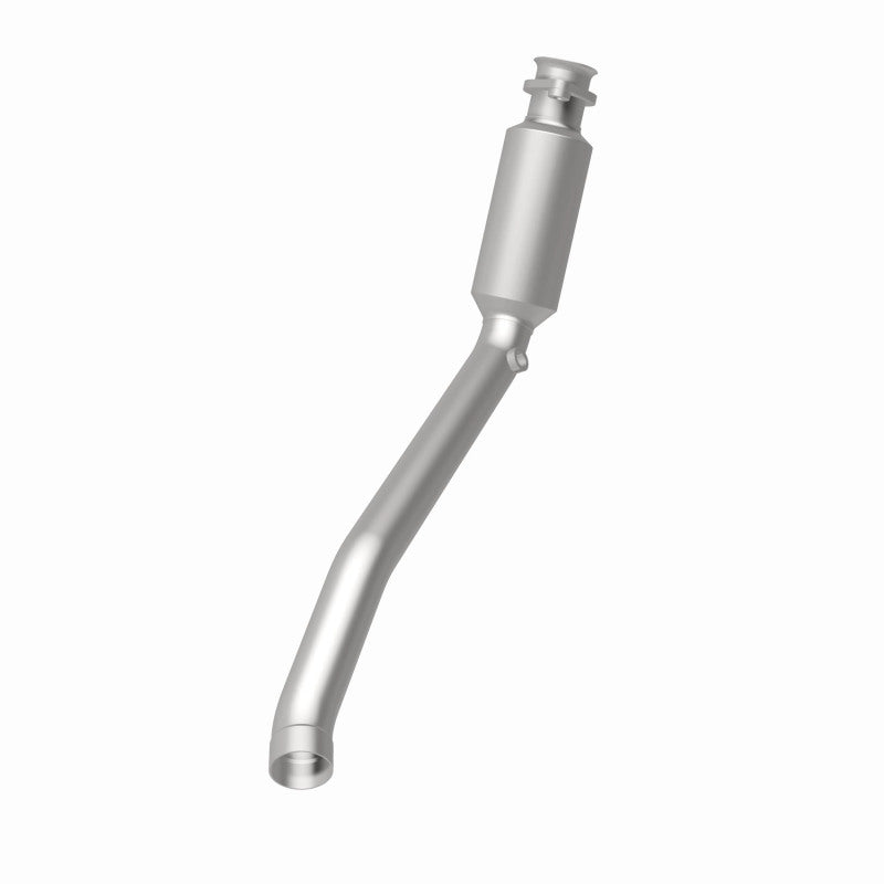MagnaFlow direct-fit catalytic converter fits 2011-2013 Land Rover LR4 stainless steel CARB compliant