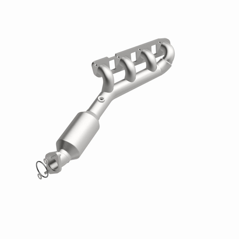 MagnaFlow direct-fit catalytic converter for 2014-2017 Infiniti QX56 stainless steel CARB compliant