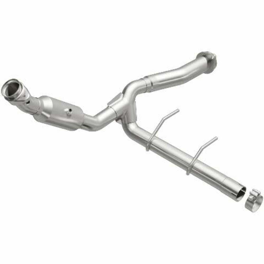 MagnaFlow direct-fit catalytic converter for 2011-2014 Ford F-150 5.0L stainless steel CARB compliant 5551139