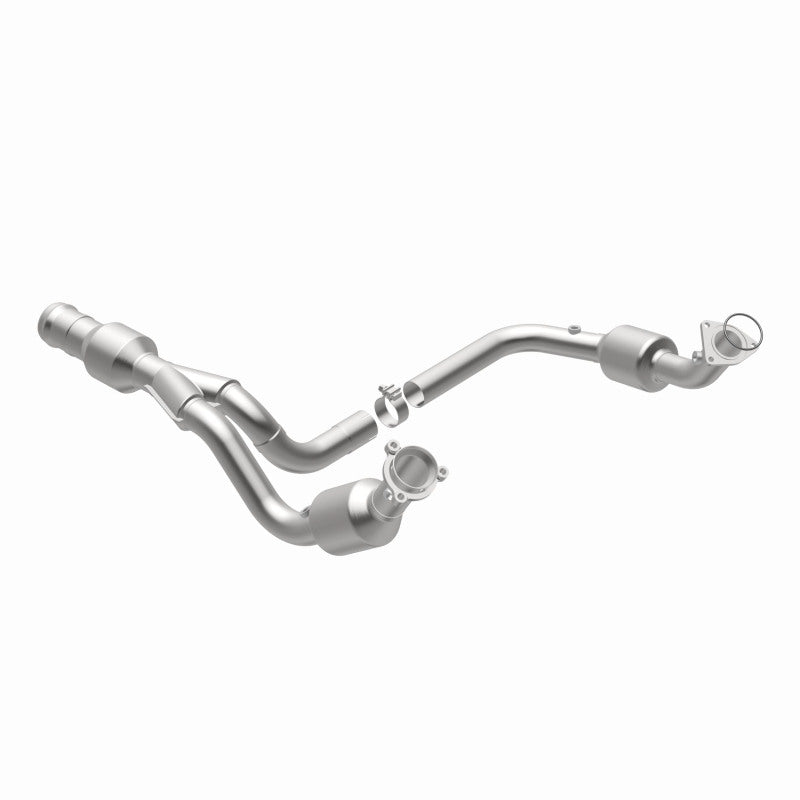 MagnaFlow direct-fit catalytic converter for 2011-2015 GMC 6.2L stainless steel CARB compliant 5582616