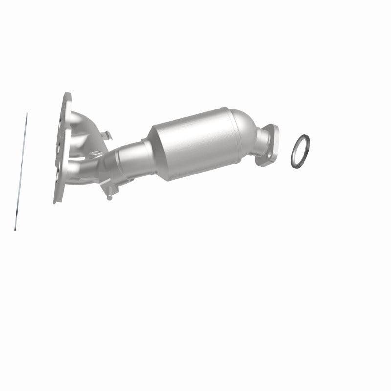 MagnaFlow direct-fit catalytic converter fits 2011 Toyota Sienna 3.5L stainless steel CARB compliant 5582556