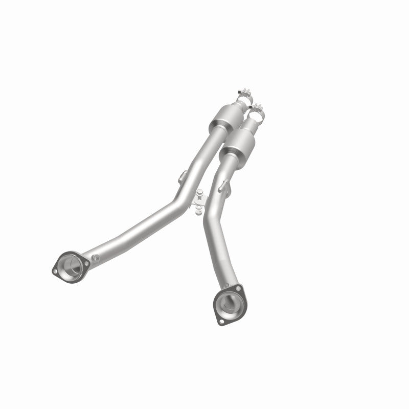 MagnaFlow direct-fit catalytic converter fits 2012-2014 CTS 3.6 3.6 inch inlet/outlet stainless steel CARB compliant 52969