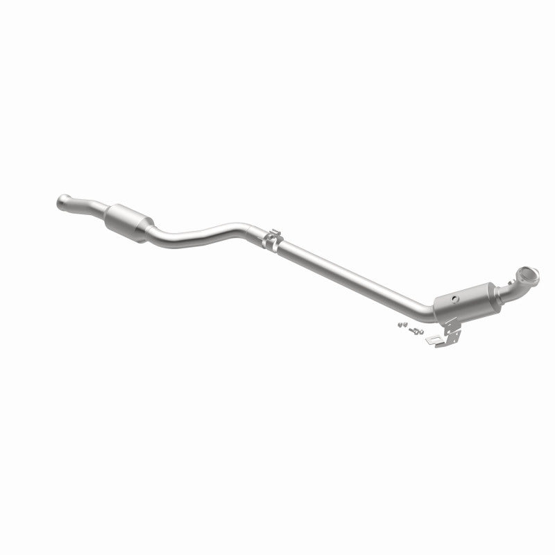 MagnaFlow direct-fit catalytic converter for 2012-2016 Mercedes-Benz 3.5 inch inlet/outlet stainless steel CARB compliant