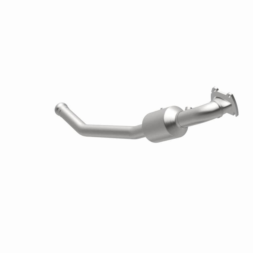 MagnaFlow direct-fit catalytic converter for 2013-2020 Dodge Grand Cherokee stainless steel CARB compliant OBDII