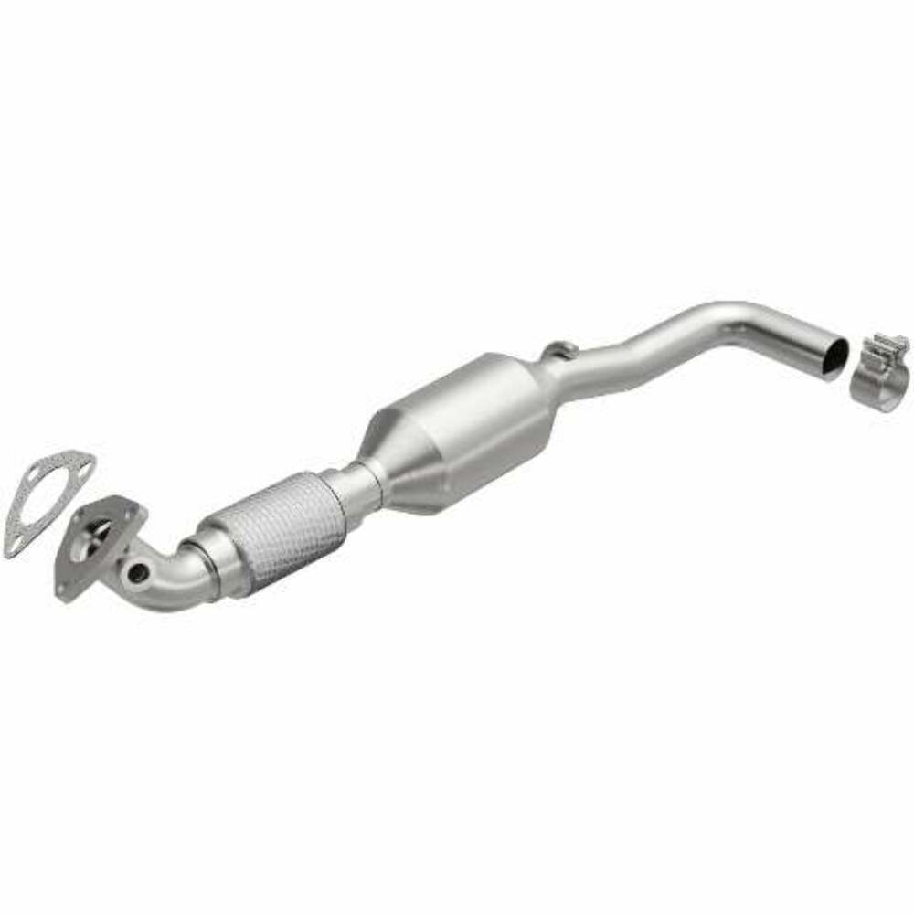MagnaFlow direct-fit catalytic converter for 2014-2016 Cadillac stainless steel CARB compliant