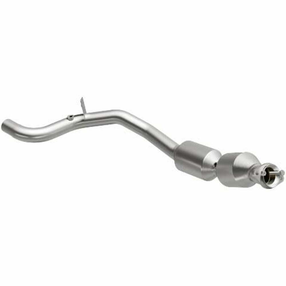 MagnaFlow direct-fit catalytic converter fits 2014-2017 Land Rover Range Rover Sport and Land Rover Range Rover, this and 2014-2017 Land Rover Range Rover stainless steel CARB comp