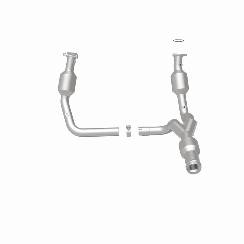 MagnaFlow direct-fit catalytic converter for 2015-2016 Cadillac 6.2L stainless steel CARB compliant 5582617