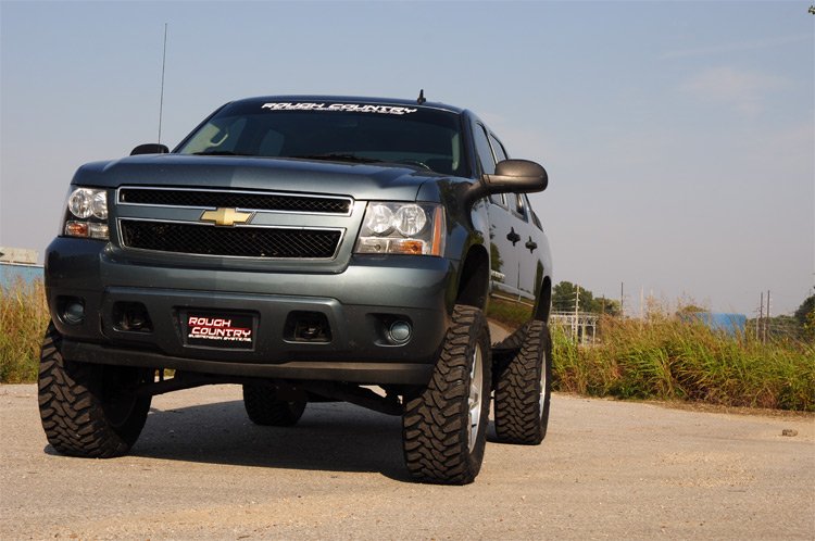 Fits Chevy Avalanche 2&4WD (2007-2013) 7.5" Lift Kit; Vertex Coilovers; 20950