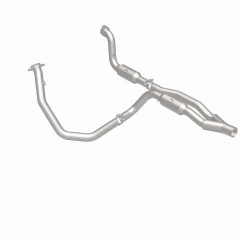 MagnaFlow direct-fit catalytic converter fits 2012-2018 2012 Ram 1500, Ram 2500, and more, this and / Compliant stainless steel CARB compliant OBDII