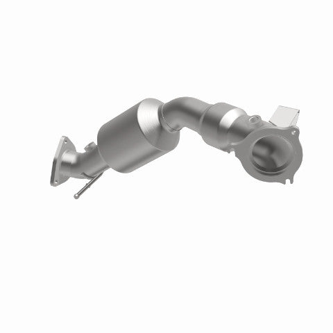 MagnaFlow direct-fit catalytic converter fits 2012-2013 Land Rover Range Rover Evoque 2.0L and 2013-2015 Land Rover LR2 2.0L stainless steel CARB compliant OBDII