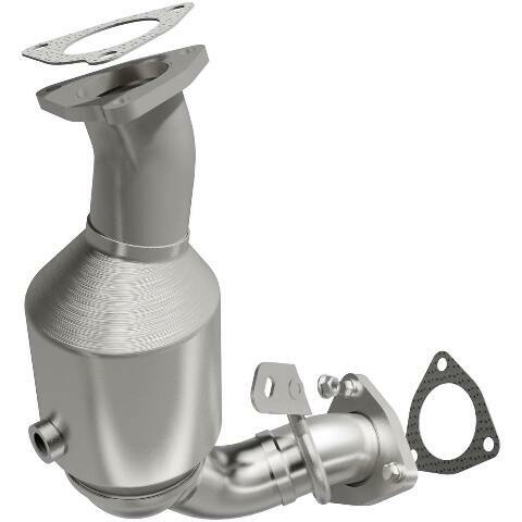 MagnaFlow direct-fit catalytic converter fits 2017 Audi Q7 stainless steel CARB compliant