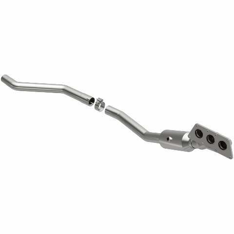 MagnaFlow direct-fit catalytic converter for 2012-2015 Mercedes-Benz 3.5 inch inlet/outlet stainless steel CARB compliant