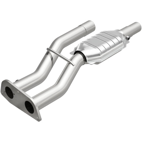 MagnaFlow direct-fit catalytic converter for 1996-2000 GMC stainless steel Federal EPA compliant OBDII 23179