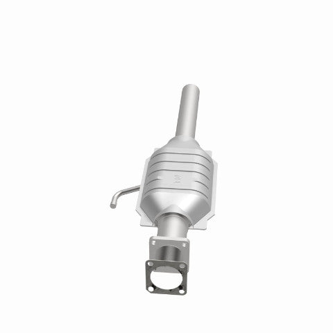 MagnaFlow direct-fit catalytic converter for 1987-1990 Jeep Wrangler 2.5 inch inlet/outlet stainless steel Federal EPA compliant OBDII 23225