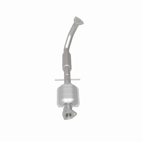 MagnaFlow direct-fit catalytic converter fits 1996-1997 Saturn SL2, Saturn SC2, and additional vehicles. Avoid potential exhaust leaks by using the included gaskets to get a proper
