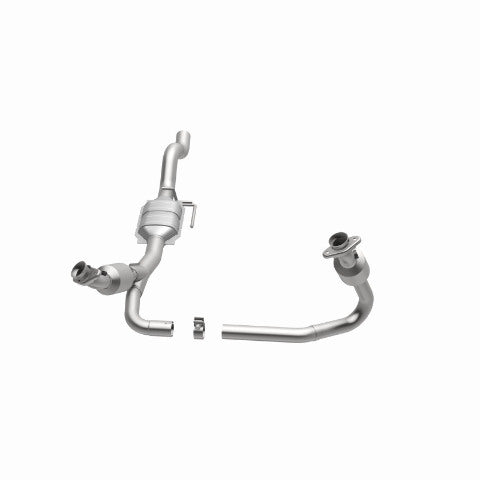 MagnaFlow direct-fit catalytic converter fits 2000-2003 Dodge Dakota 5.9L and 2000-2003 Dodge Dakota 3.9L stainless steel Federal EPA compliant OBDII 23735
