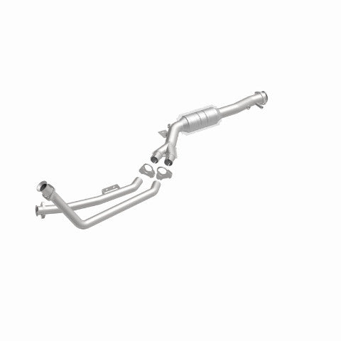 MagnaFlow direct-fit catalytic converter fits 2002 Mercedes SL600 driver side driver side stainless steel CARB compliant 24016