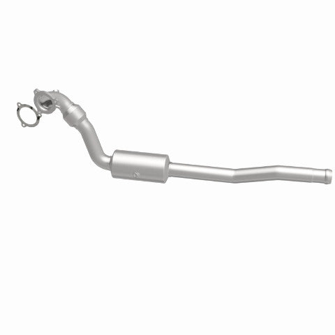 MagnaFlow direct-fit catalytic converter fits 2000 Volvo S70, 2000 Volvo V70, and additional vehicles. Avoid potential exhaust leaks by using the included gaskets to get a proper s