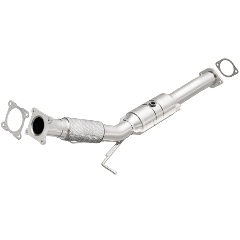 MagnaFlow direct-fit catalytic converter fits 2003-2005 Volvo S60 and 2003-2007 Volvo V70. Avoid potential exhaust leaks by using the included gaskets to get a proper seal and 2003