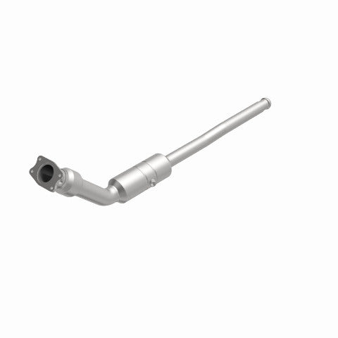 MagnaFlow direct-fit catalytic converter fits 2000 Volvo S70 and 2000 Volvo V70 and 2000 Volvo S70 2.4L stainless steel Federal EPA compliant OBDII 24299