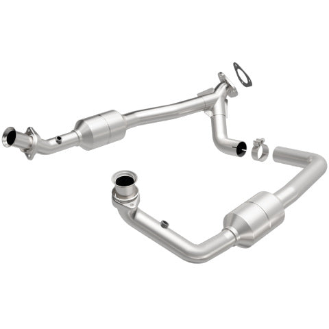MagnaFlow direct-fit catalytic converter for 2000-2003 Ford 5.4L stainless steel CARB compliant 24307