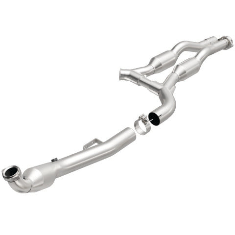 MagnaFlow direct-fit catalytic converter for 2003-2006 Mercedes driver side stainless steel CARB compliant 24334