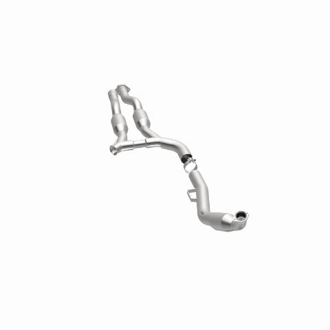MagnaFlow direct-fit catalytic converter for 2003-2006 Mercedes driver side stainless steel CARB compliant 24334