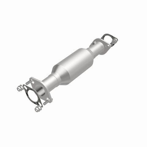 MagnaFlow direct-fit catalytic converter fits 2004-2006 Outlander 2.4L stainless steel Federal EPA compliant OBDII 24371