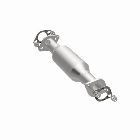 MagnaFlow direct-fit catalytic converter fits 2004-2006 Outlander 2.4L stainless steel Federal EPA compliant OBDII 24371