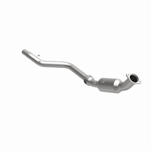 MagnaFlow direct-fit catalytic converter fits 2005-2007 Chrysler 300, 2006-2007 Dodge Charger, and additional vehicles. Hardware is included to eliminate the hassle of working with