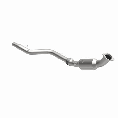 MagnaFlow direct-fit catalytic converter fits 2005-2007 Chrysler 300, 2006-2007 Dodge Charger, and additional vehicles. Hardware is included to eliminate the hassle of working with
