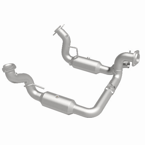 MagnaFlow direct-fit catalytic converter fits 2020-2022 Ford F-250 Super Duty and Ford F-350 Super Duty, this and / Compliant stainless steel CARB compliant OBDII 280246