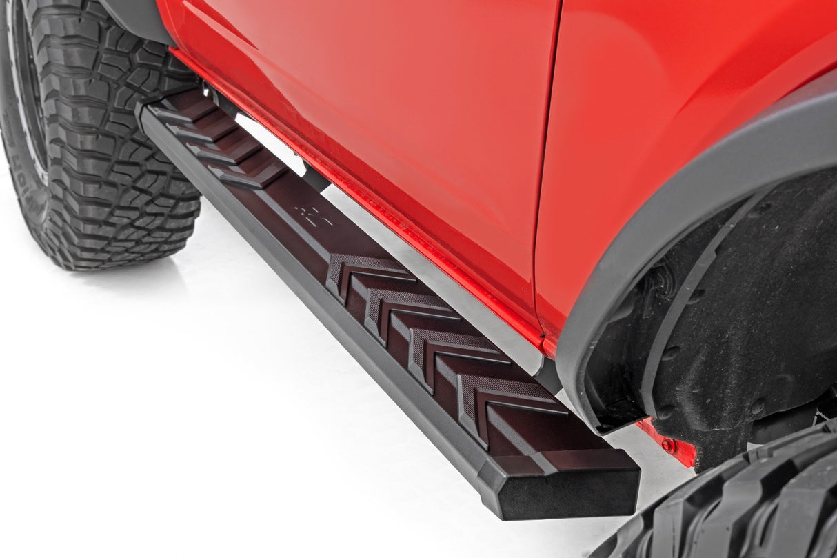 Running boards for Ford Bronco by Rough Country