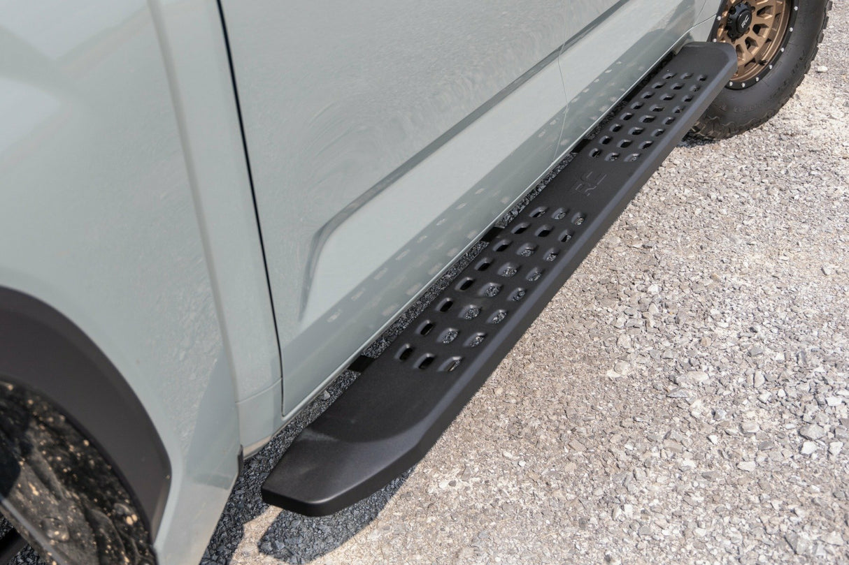 Fits Toyota Tundra 2WD/4WD (2022-2024) RPT2 Running Board; Crew Cab; Black 44007